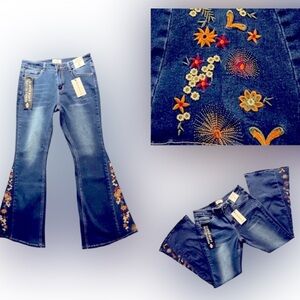 NWT BAMBOO Blue Flare Jeans with Intricate Embroidered Flowers Hearts